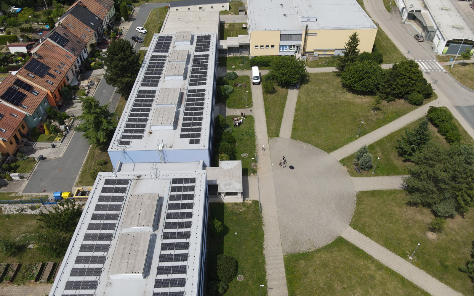 Fotovoltaické elektrárny na obecních budovách